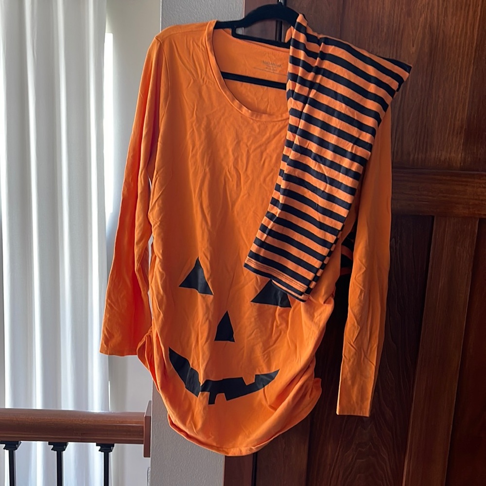Motherhood Maternity Pumpkin 🎃